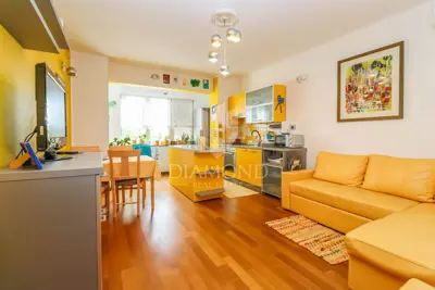 Stan 62 m², Pula Centar - adaptiran i namješten - 4
