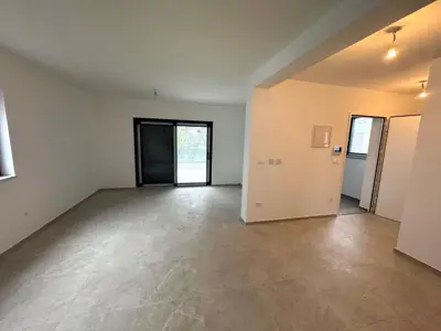 Apartment 91 m², Medulin - 3 bedrooms and 2 bathrooms - 8