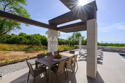 Villa 208 m², Krnica - atemberaubender Panoramablick auf das Meer - 9