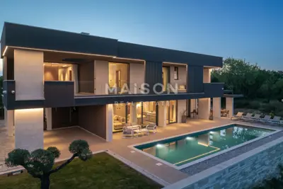 Villa 208 m², Krnica - atemberaubender Panoramablick auf das Meer - 4