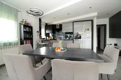 Stan, Kastav, 3 sobe, balkon i 2 parkirna mjesta - 3
