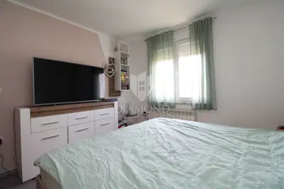 Stan, Kastav, 3 sobe, balkon i 2 parkirna mjesta - 8