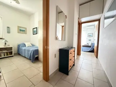 Apartman 35 m², Novalja - terasa i djelomičan pogled na more - 10