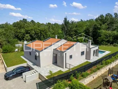 House for sale in Labin, 130 m² - 16