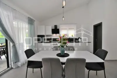 House for sale in Labin, 130 m² - 6