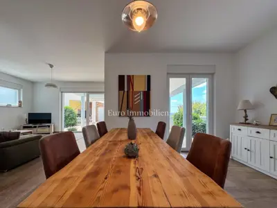 House for sale in Viškovići, 188 m² - 11