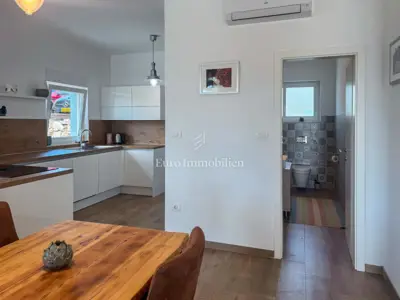 House for sale in Viškovići, 188 m² - 12