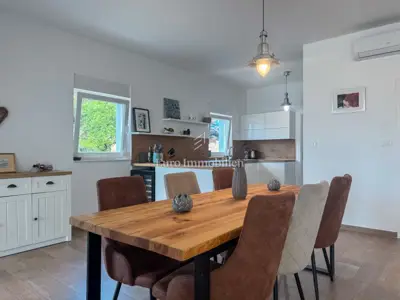 House for sale in Viškovići, 188 m² - 9