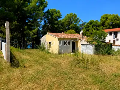 Building plot, Poreč - 70 m from the sea and sea view - 3