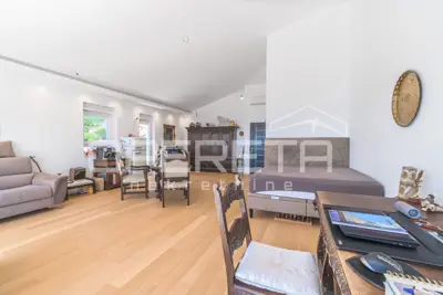 Stan 71 m², Matulji - pogled na more i dva balkona - 9