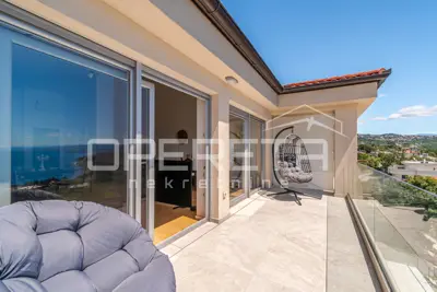 Stan 71 m², Matulji - pogled na more i dva balkona - 4