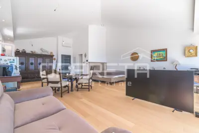 Stan 71 m², Matulji - pogled na more i dva balkona - 7