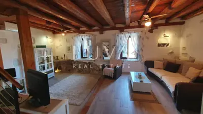 Kuća 200 m², Vrbanj - centar, bazen i terasa - 2