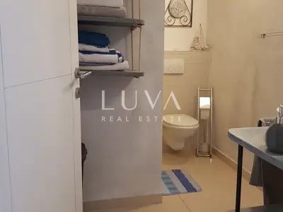 Kuća 200 m², Vrbanj - centar, bazen i terasa - 12