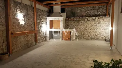 Kuća 200 m², Vrbanj - centar, bazen i terasa - 21