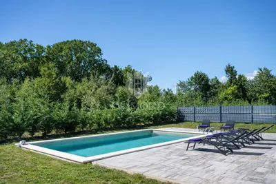 Labin, modern single-storey house with pool - 4