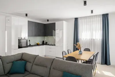 Labin, modern single-storey house with pool - 9