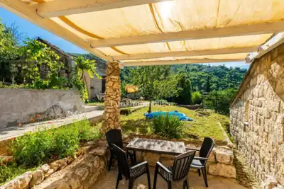 Dubrovnik – Autentična kamena kuća u mirnom okruženju