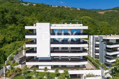 Opatija, Centar, 3-Zimmer-Wohnung im Neubau, 100 m²