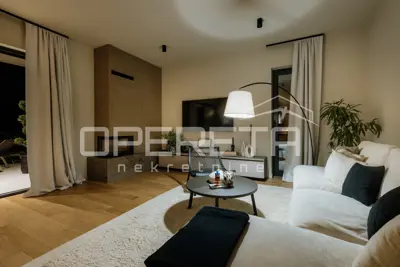 Istria, Poreč surroundings - modern semi-detached house with pool - 700 m from the sea - 8