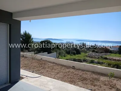 Kuća 137 m², Kaštela - otvoren pogled na zaljev i Split