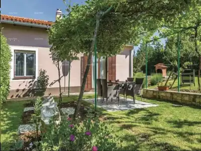 Kuća u Žminju, bazen i uređena okućnica - 5