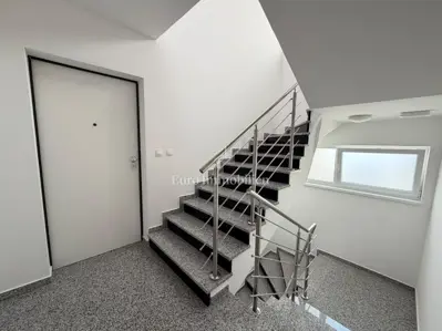 Stan 83 m², Novalja - pogled na more i plažu Babe - 20