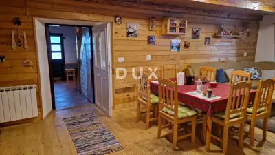 House 260 m², Fužine - pool and yard - 7