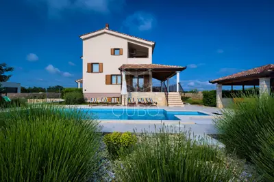 House 294 m², Štokovci - quiet location and privacy - 5