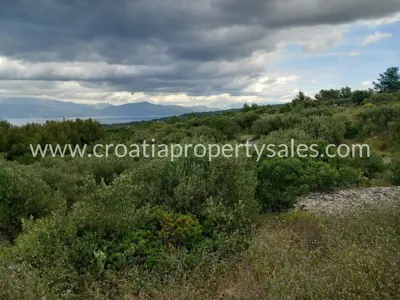 Poljoprivredno zemljište 5.192 m², Otok Brač, pogled na more - 7
