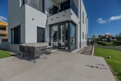 Kuća 169 m², Remete - moderna dvojna kuća - 22
