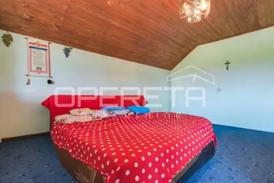 House 220 m², Sveti Ivan Zelina - ground floor and attic - 5