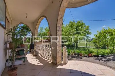 House 220 m², Sveti Ivan Zelina - ground floor and attic - 7