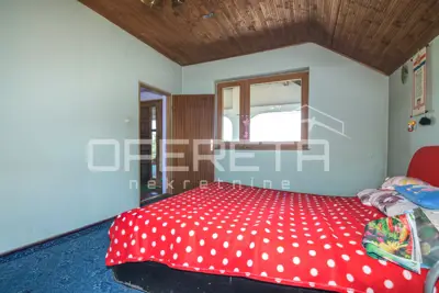 House 220 m², Sveti Ivan Zelina - ground floor and attic - 9