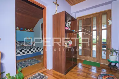 House 220 m², Sveti Ivan Zelina - ground floor and attic - 15
