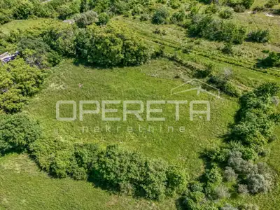 Poljoprivredno zemljište 3.478 m², Šumber, mirna lokacija - 3