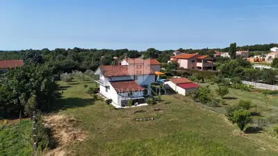 House 1,179 m², Loborika - peaceful surroundings near Pula - 6