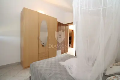 House 1,179 m², Loborika - peaceful surroundings near Pula - 21