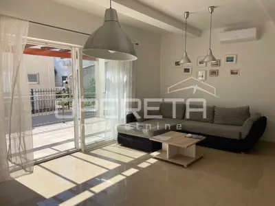 Apartment 86 m², Tribunj center - close to amenities