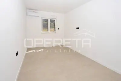 Čiovo / Penthouse s panoramskim pogledom na more – useljiv - 11