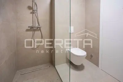 Čiovo / Penthouse s panoramskim pogledom na more – useljiv - 21