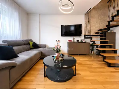 144 m² Wohnung in Viškovo, Maisonette und möbliert