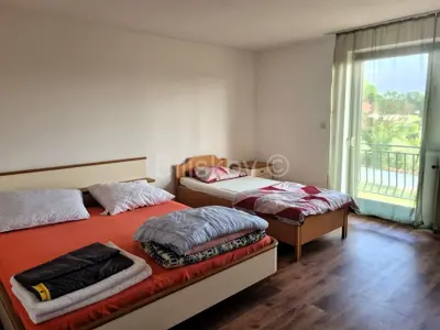 For sale, Istria, Detached house with three apartments - 3