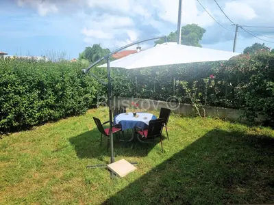 For sale, Istria, Detached house with three apartments - 4