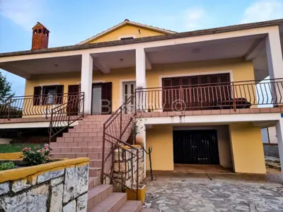 For sale, Istria, Detached house with three apartments - 5