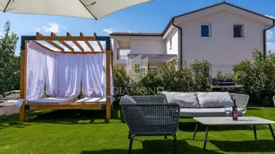 Haus zum Kauf in Rabac, 140 m² - 2