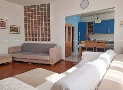 Apartment 81 m², Pula Center, quiet neighborhood and greenery - 16
