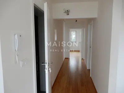 Apartment 59 m², Malinska na Krku, sea view and loggia - 3