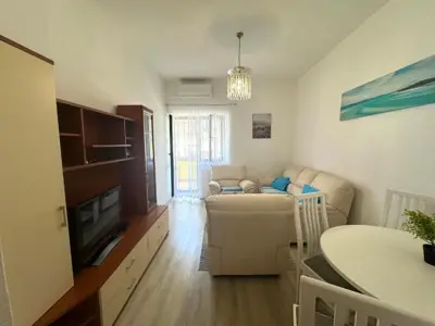 Stan 43,20 m², Stoja, Pula - 2 spavaće sobe i velika terasa - 2