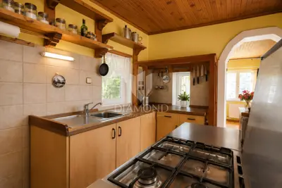 House 160 m², Pribić - quiet location by the forest - 13